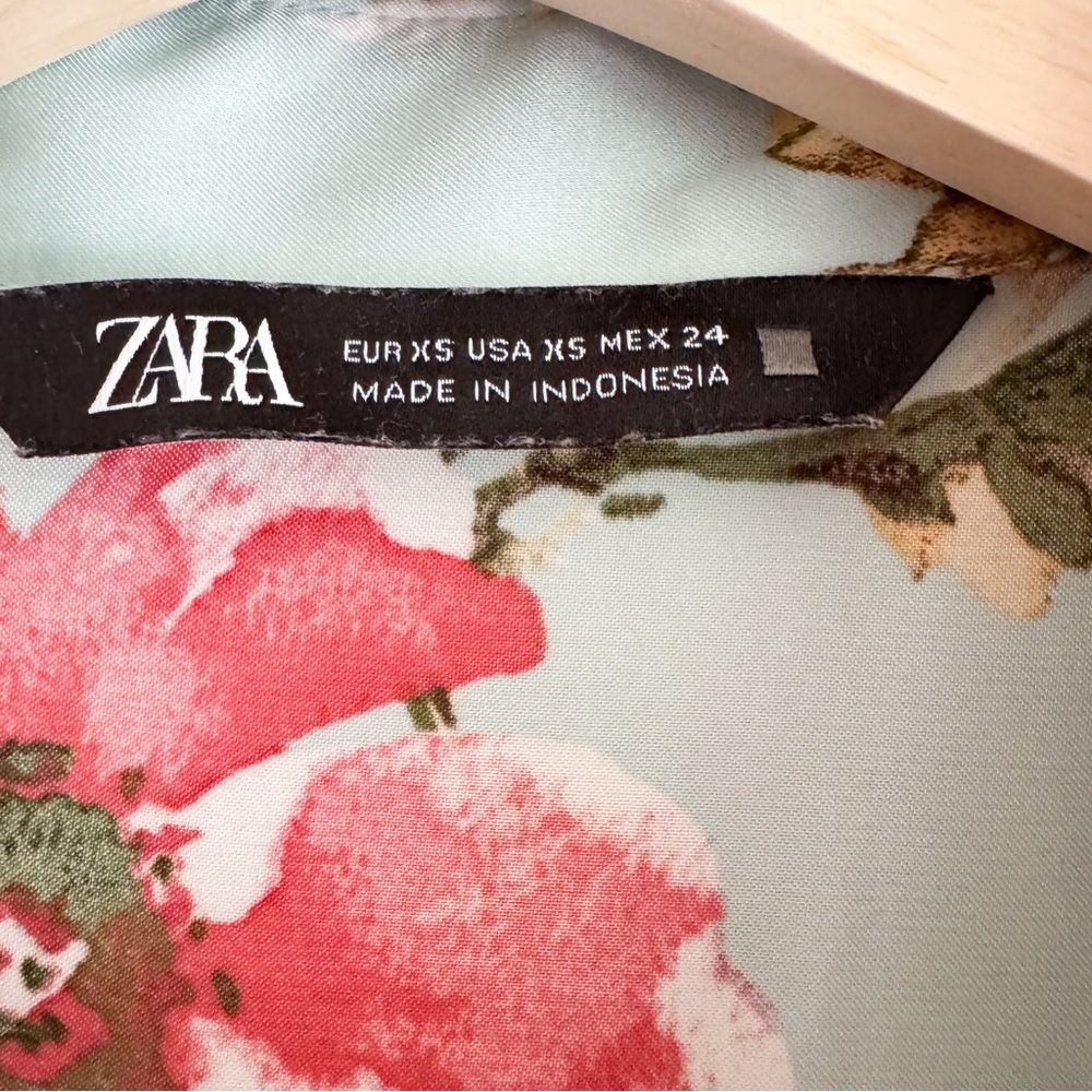 Zara Floral Shirt Size XS‎ - Picture 5 of 8